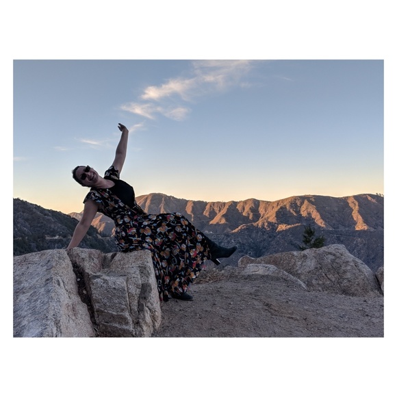 MEET YOUR POSHER! - Picture 6 of 8